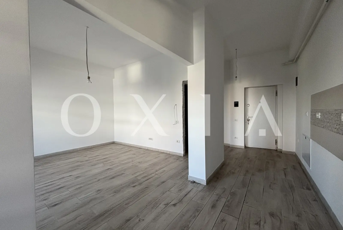 Soarelui (Sud Plaza) – Etaj Interemdiar – Disponibil Imediat