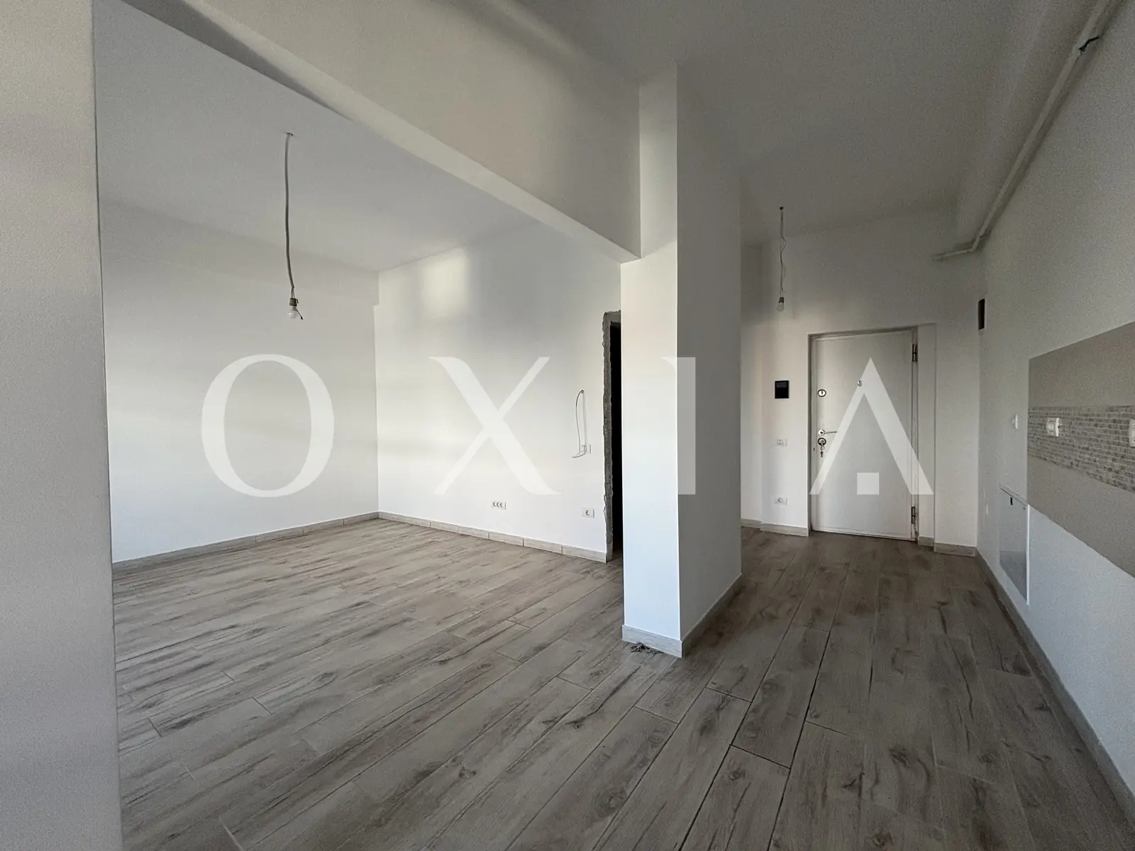 Soarelui (Sud Plaza) – Etaj Interemdiar – Disponibil Imediat