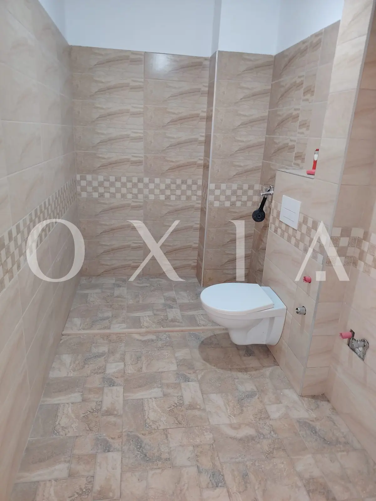 Soarelui (Sud Plaza) – Etaj Interemdiar – Disponibil Imediat