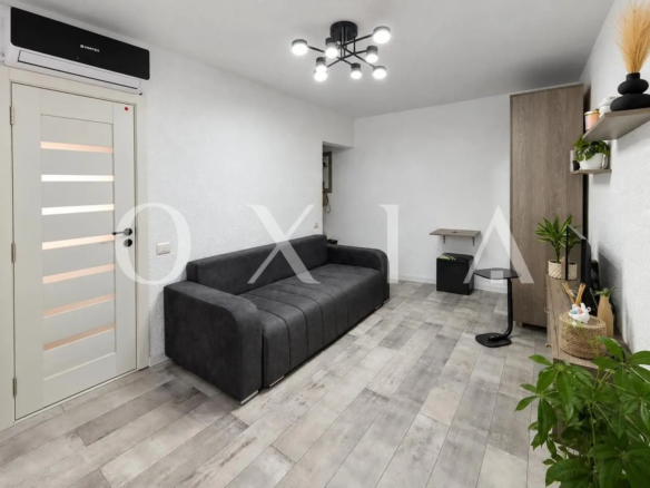 | Apartament cu 2 camere renovat in Sagului