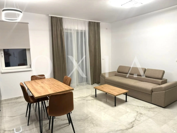 Giroc, Strada Macilor, Etaj Intermediar